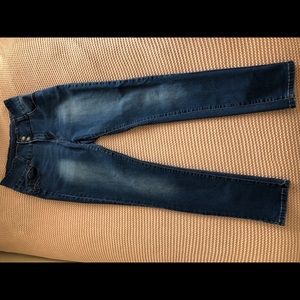 High waisted jeans 3 button